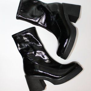 SOLD / Size 8 'Call it Spring' Boots